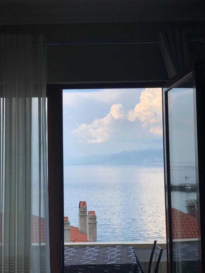 Syzo Apartments Pogradec Bagian luar foto