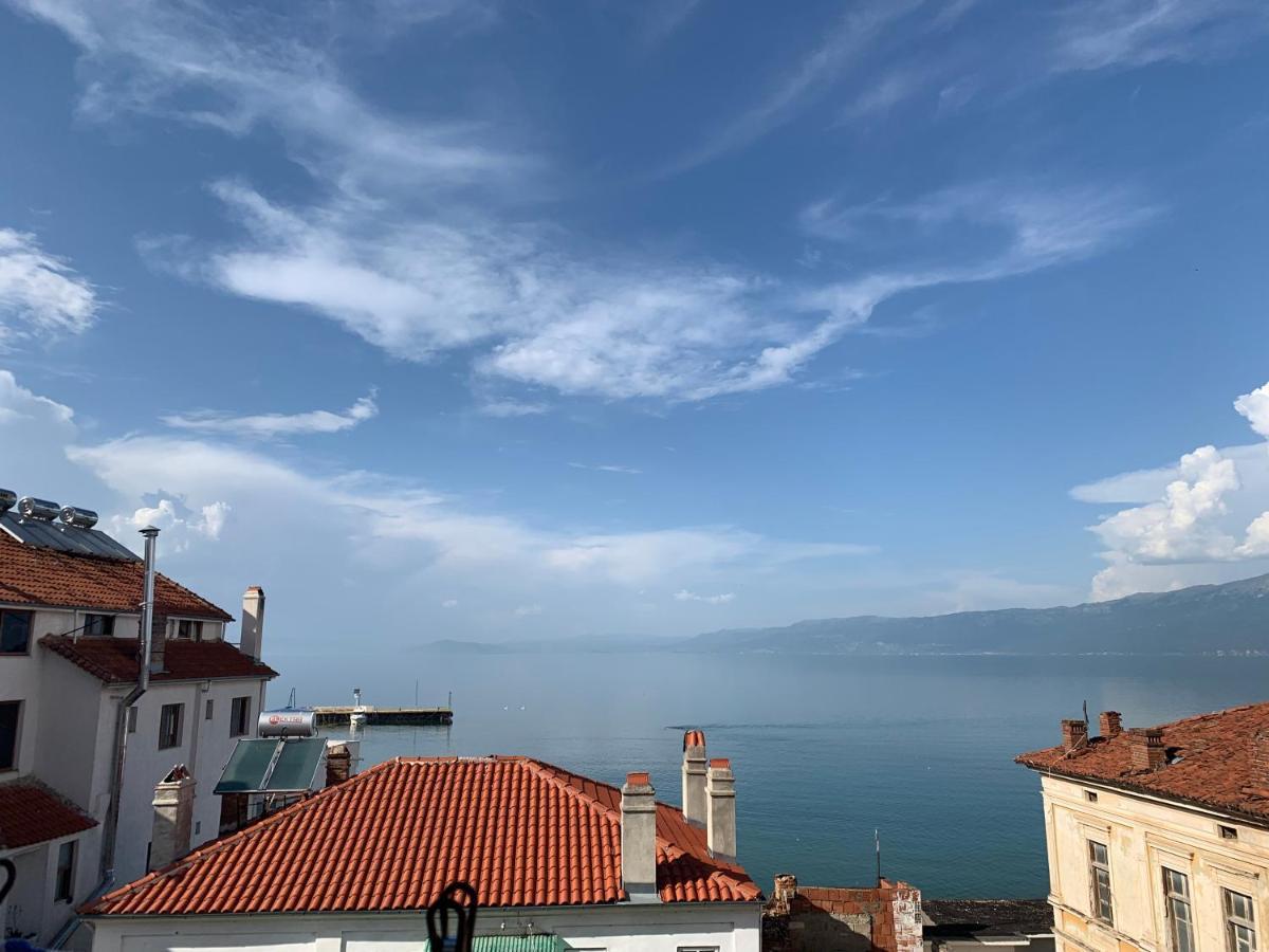 Syzo Apartments Pogradec Bagian luar foto
