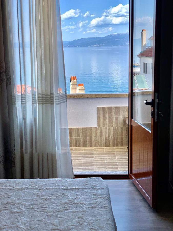 Syzo Apartments Pogradec Bagian luar foto