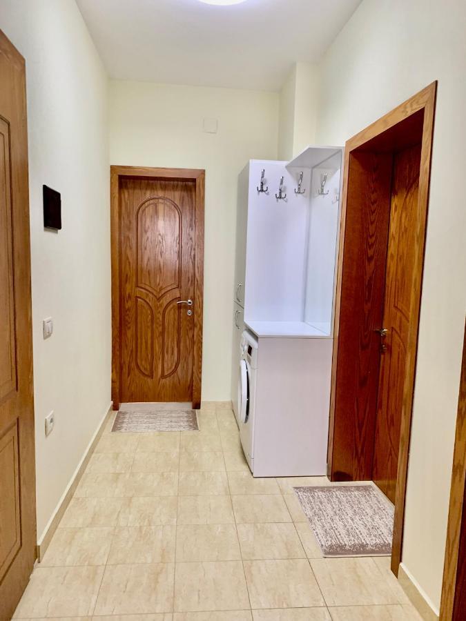 Syzo Apartments Pogradec Bagian luar foto