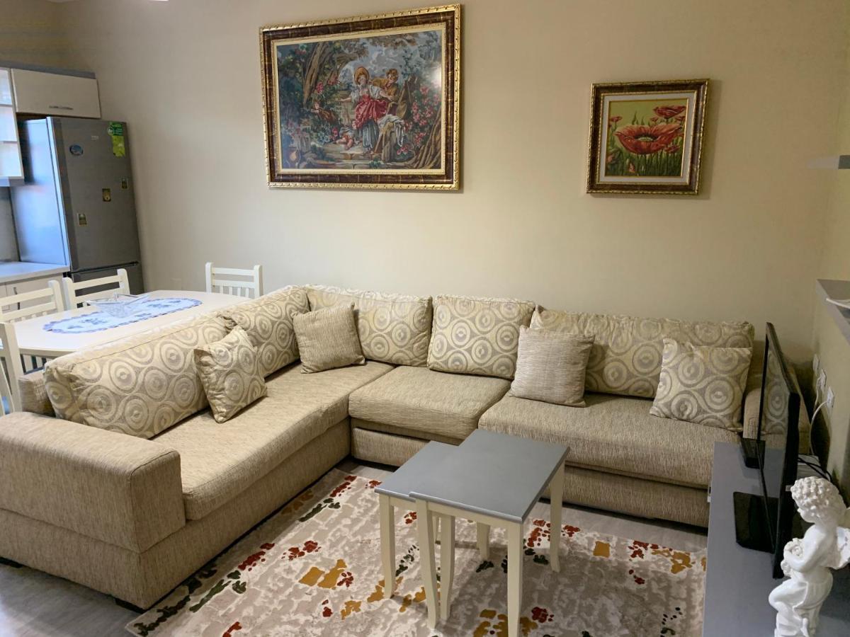 Syzo Apartments Pogradec Bagian luar foto